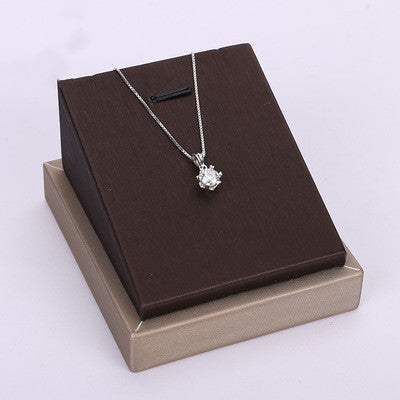 Elegant Women’s Moissanite Necklace – Brilliant Diamond Alternative Jewelry Gift